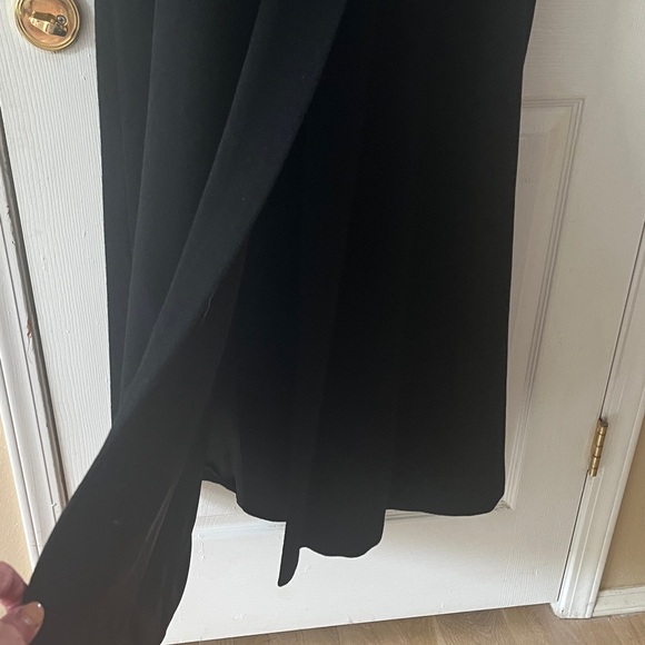 St. John Black Maxi Cashmere Coat Collection Sz 14 - Picture 9 of 11